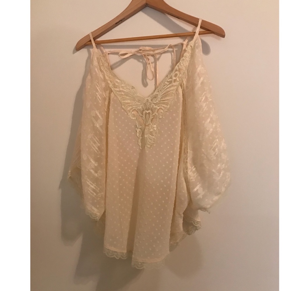 Flying Tomato cold shoulder blouse